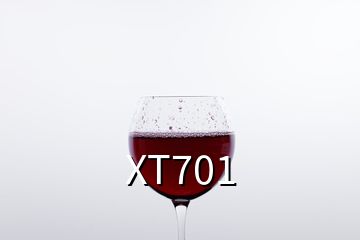 XT701