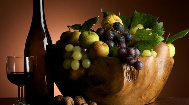 喝红酒后可以吃水果吗？哪些水果可以和红酒搭配？