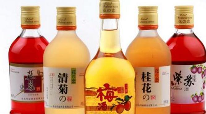 晚上喝点果酒对睡觉好吗