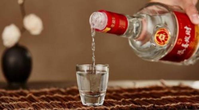 怎么知道酒是不是勾兑的