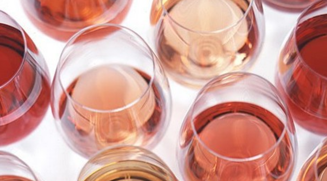 如何评价酿造桃红葡萄酒的各种方法