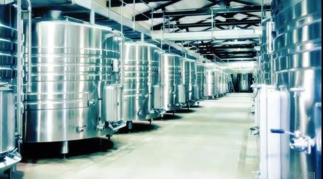 意法西三国联合提议蒸馏葡萄酒以应对危机