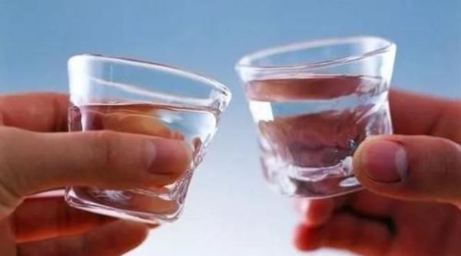 威士忌伏特加和白酒的区别