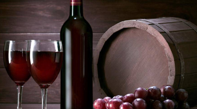 自酿葡萄酒用什么葡萄
