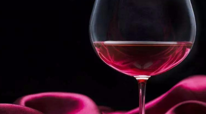 葡萄酒的酿制步骤简单介绍