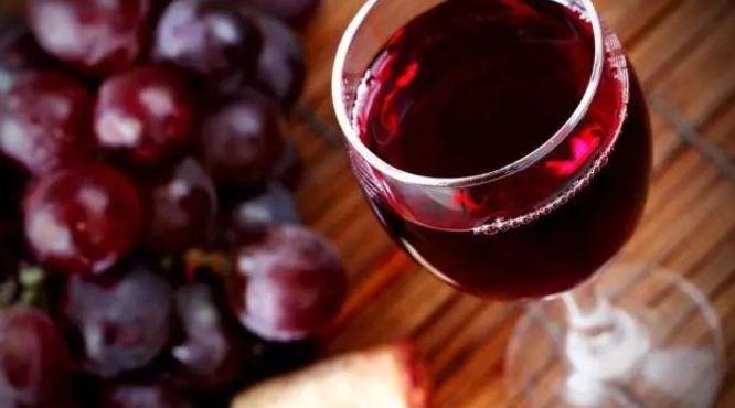  长期饮用葡萄酒的益处