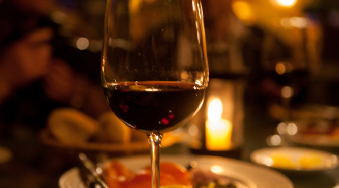 喝葡萄酒对身体主要有哪些好处？