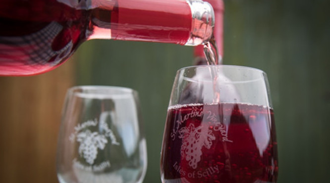 葡萄酒为什么有沉淀物？沉淀物意味着什么？