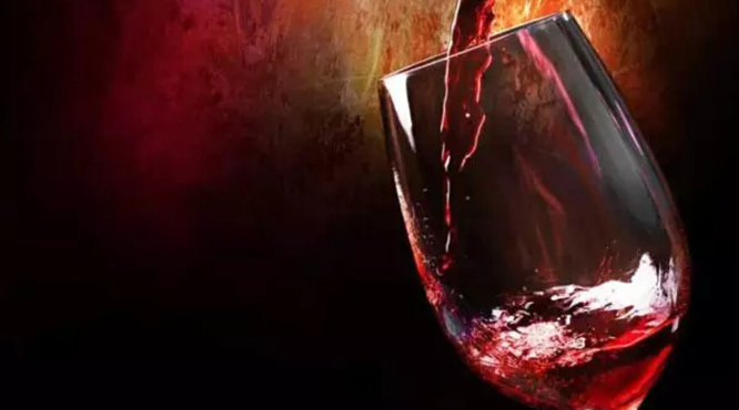 红葡萄酒的作用有哪些？