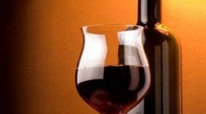 红葡萄酒的饮用礼节,如何规范使用红葡萄酒