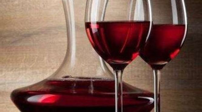 通过什么判断葡萄酒的酒精度,如何通过酒精度判断葡萄酒