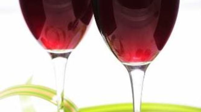 自酿葡酒能贮存多久,如何正确自酿葡萄酒避免危害的产生