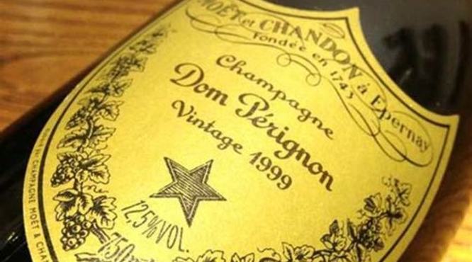 唐培里侬2004年份和2003年哪个好,香槟王唐培里侬的酿造神话