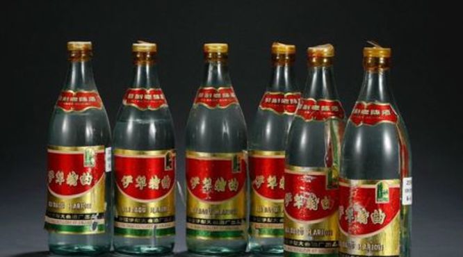 白金原酿酒55度卖多少钱一瓶(白金原浆酒42度多少钱一瓶)