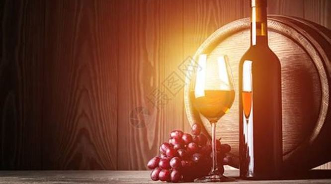 红酒酿造时间是多久,红葡萄酒酿造全过程