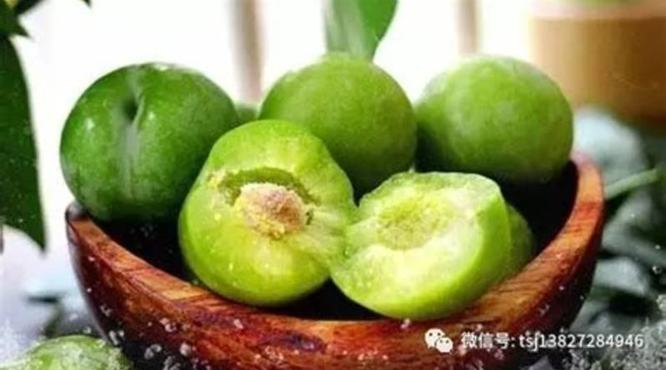 白果泡酒有什么功效和作用,农村常见的银杏果可以泡酒吗